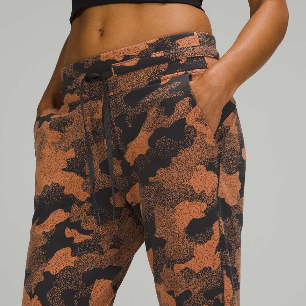 Lululemon‎ Ready to Rulu Sz 6 Activewear Pull On Jacquard Speckle Camo Jogger
